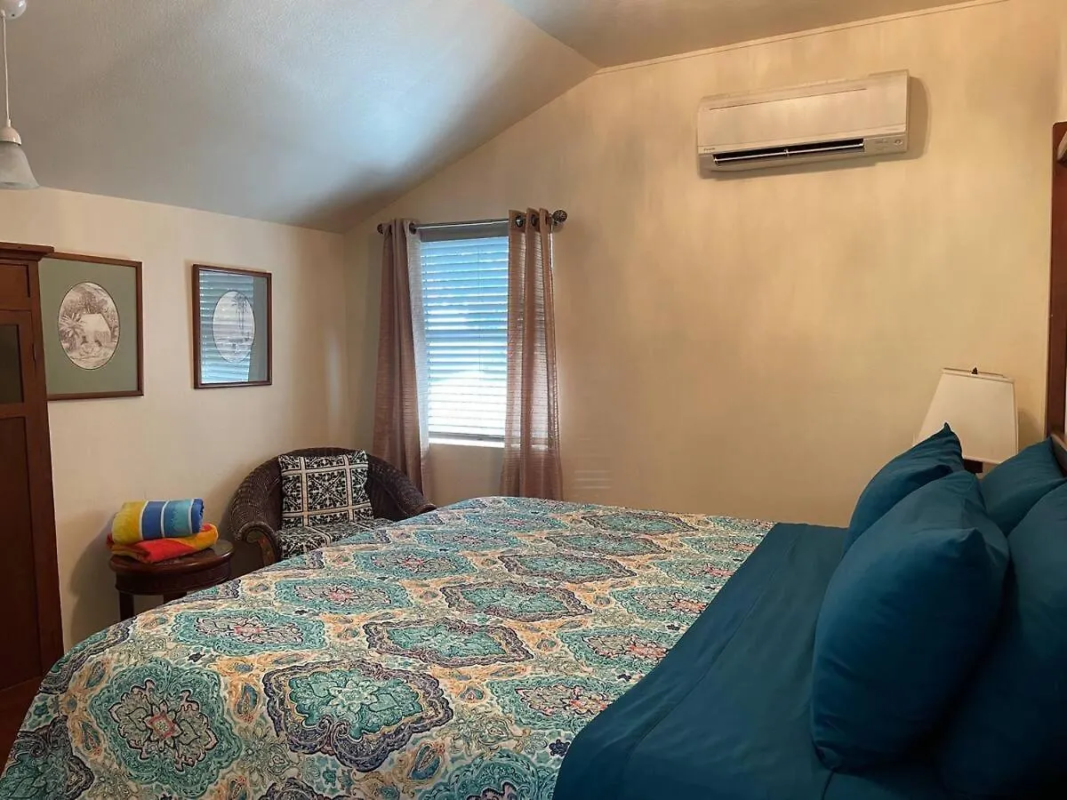 Hakuna Matata Hostel Lahaina ABD